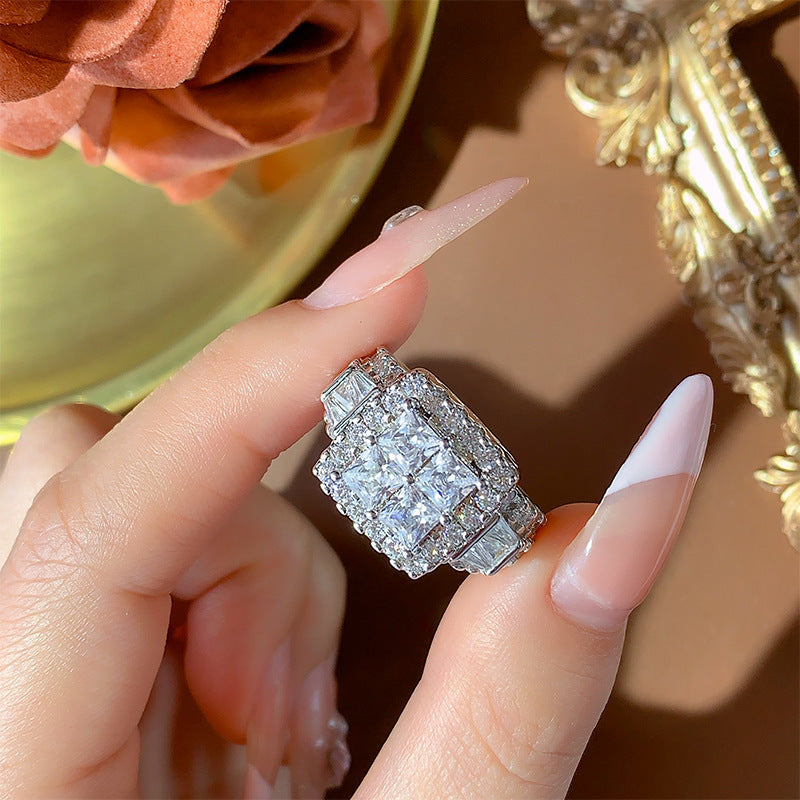 Women's Imitation Sterling Silver Full Diamond Imitation Moissanite Index Finger Ring